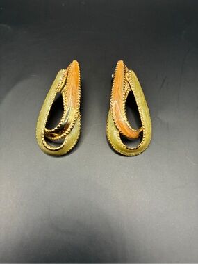Vintage 80s Gold Green Peach-Pink Swirl Enamel Teardrop Loop Earrings Retro